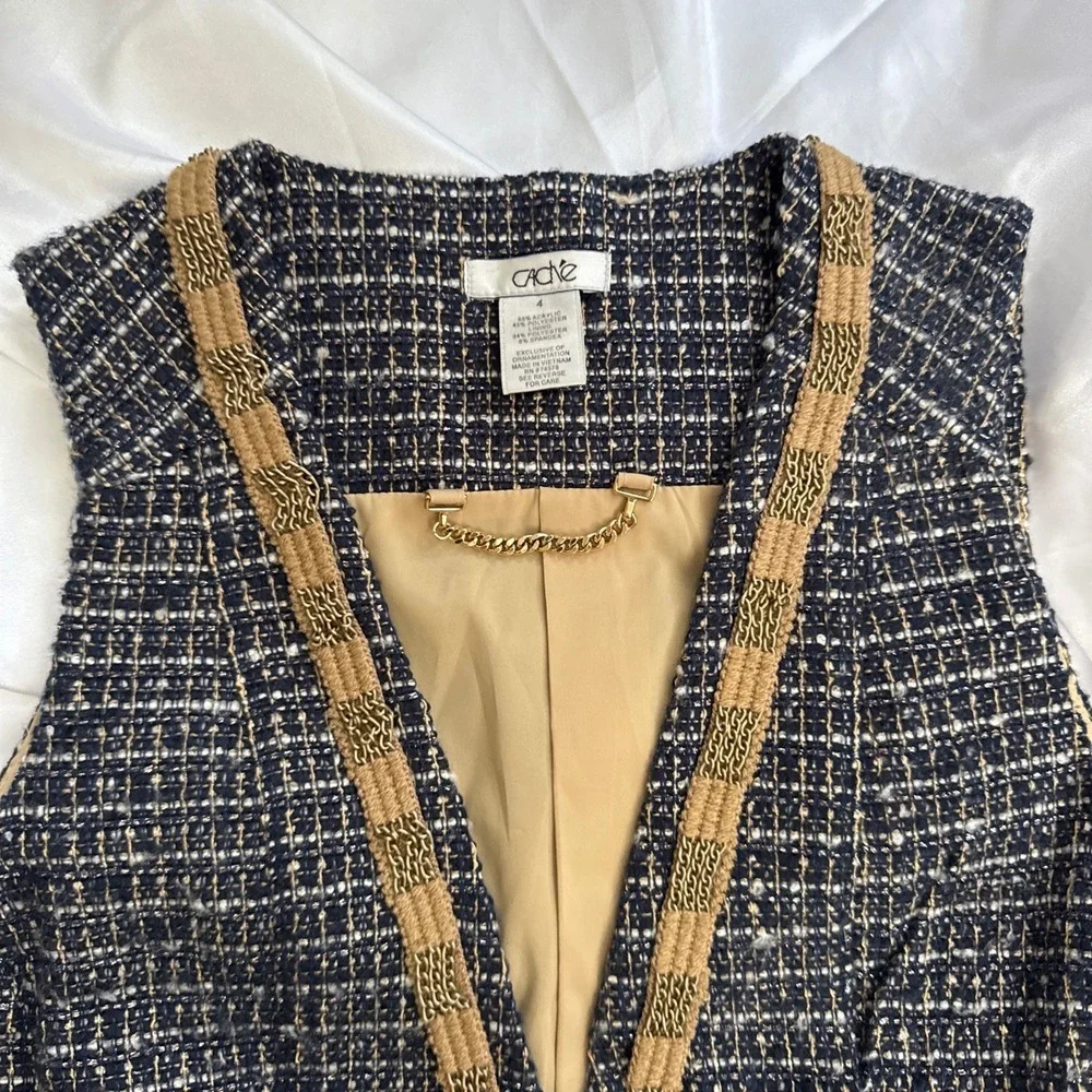 Cache Navy Blue Tweed Vest Gold Chain Link Trim Boucle Open Front Size 4 - Picture 4 of 4